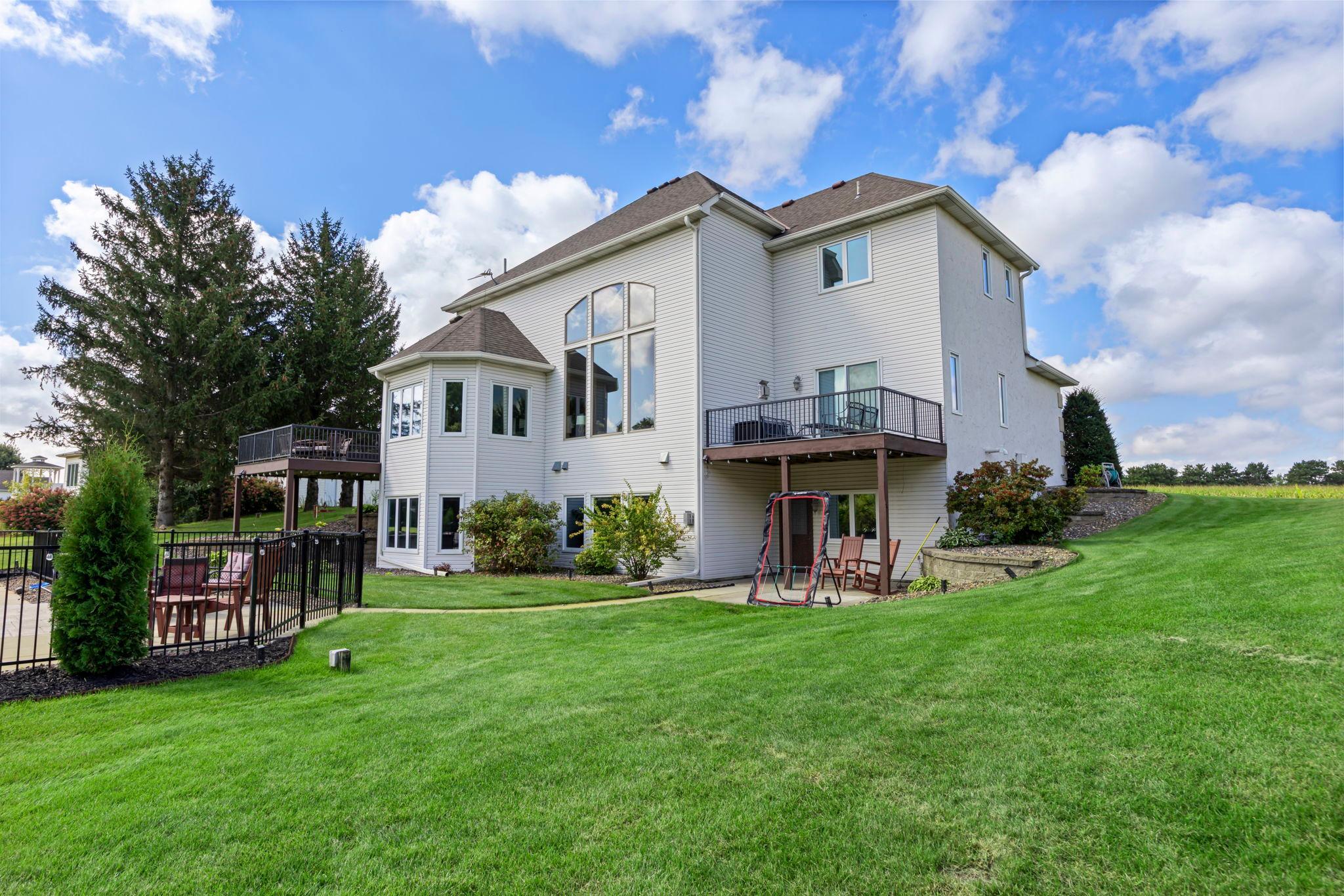 2122 141st Ln 104.jpg
