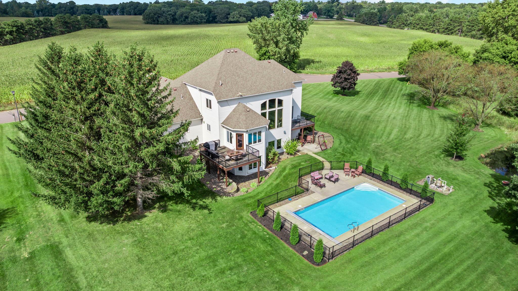2122 141st Ln 115.jpg