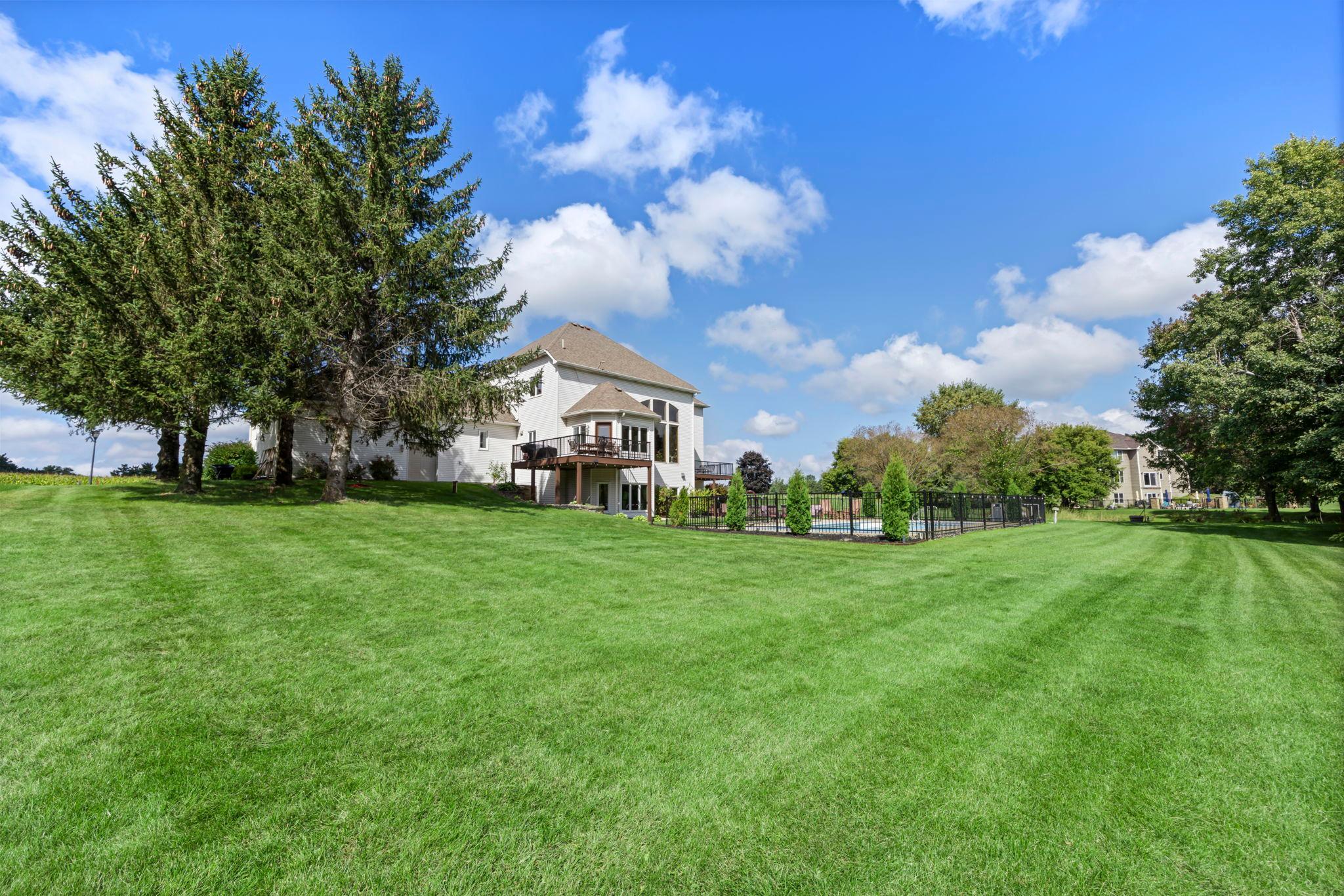 2122 141st Ln 105.jpg