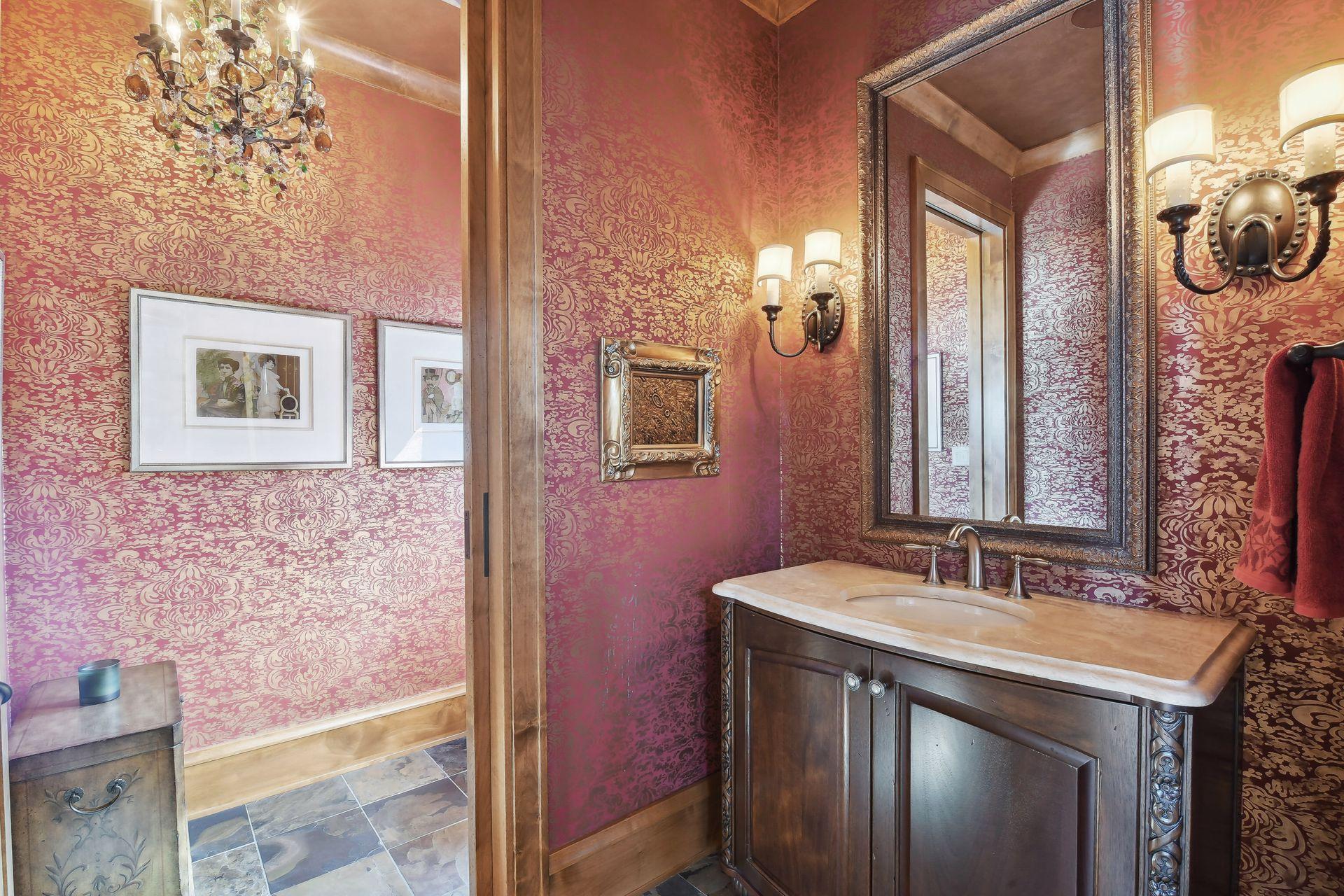 Powder bath on the main floor near the foyer