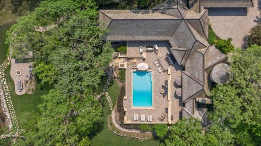 An entertainer's dream property