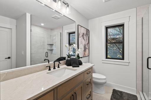 79_641_Park_St_E79_mls.jpg
