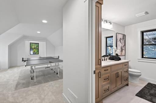 72_641_Park_St_E72_mls.jpg