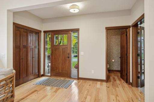 6000 Kellogg Avenue, Edina, MN 55424