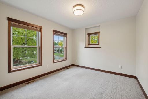 6000 Kellogg Avenue, Edina, MN 55424