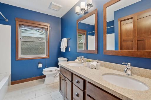 6000 Kellogg Avenue, Edina, MN 55424