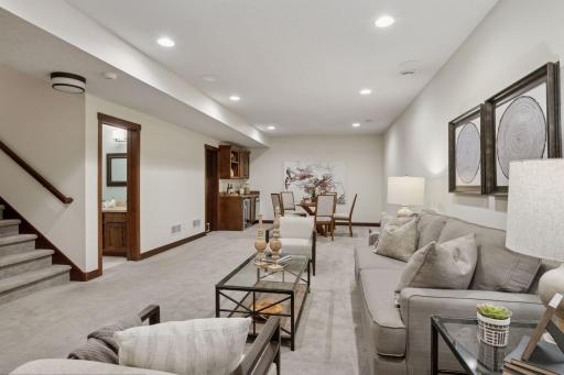 6000 Kellogg Avenue, Edina, MN 55424