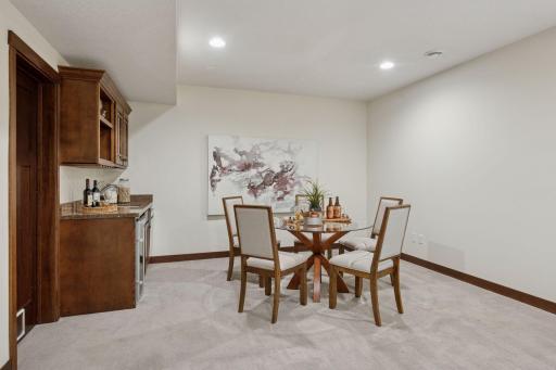 6000 Kellogg Avenue, Edina, MN 55424