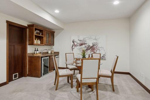 6000 Kellogg Avenue, Edina, MN 55424