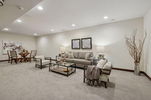 6000 Kellogg Avenue, Edina, MN 55424