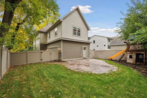 6000 Kellogg Avenue, Edina, MN 55424