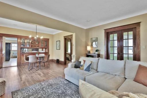 2019 Cottage Avenue E, Saint Paul, MN 55119