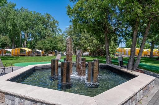 This fantastic fountain was designed and rebuilt by one of the former residents of Seahorse. Very nicely done!