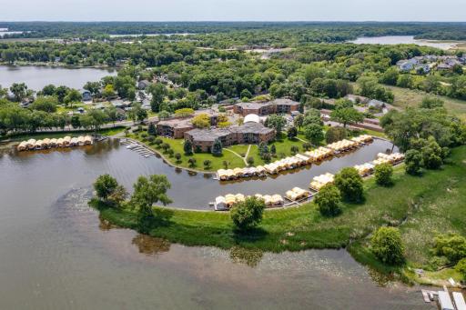 The location is walking distance to downtown Mound with groceries, dining and trail system.