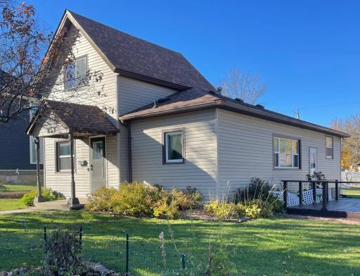 Photo for 252 Chestnut Avenue, Owatonna, MN 55060 - listing #6813485 252 Chestnut Avenue, Owatonna, MN 55060