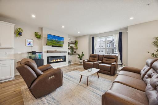 13485 Territorial Circle N, Maple Grove, MN 55369