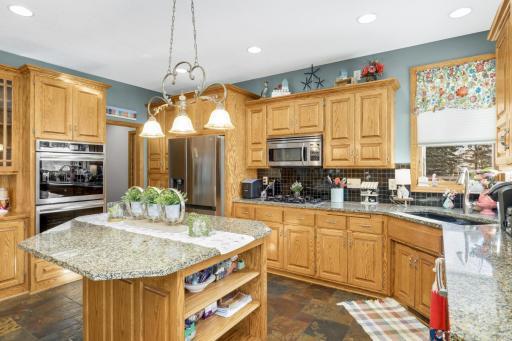 Designed for cooking and gathering.