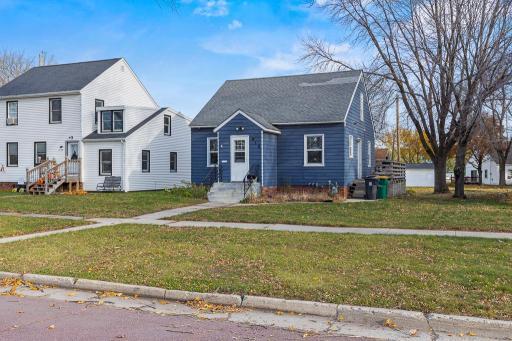 912 Rowland Street, Tracy, MN 56175