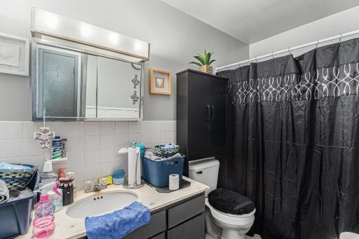 1900 Vincent Avenue N, Minneapolis, MN 55411