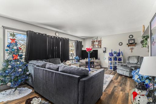 The combination of the solid bones of a 1960's build along with all of the recent
CapEx updates truly makes this a great long-term investment. Benefit from a
wide variety of oversized Studios, 1-Bedroom, and 2-Bedroom units.