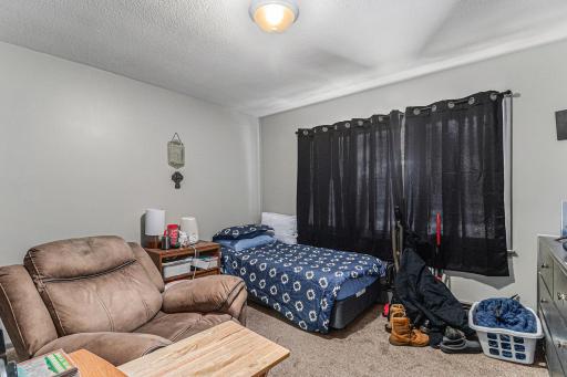 1900 Vincent Avenue N, Minneapolis, MN 55411