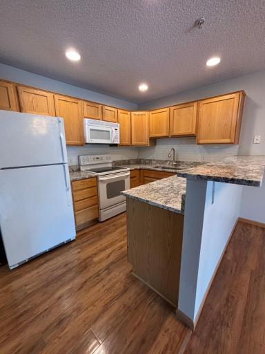 4770 Underwood Lane N, F, Minneapolis, MN 55442