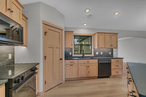 1116 Lanigan Way SW, Saint Joseph, MN 56374