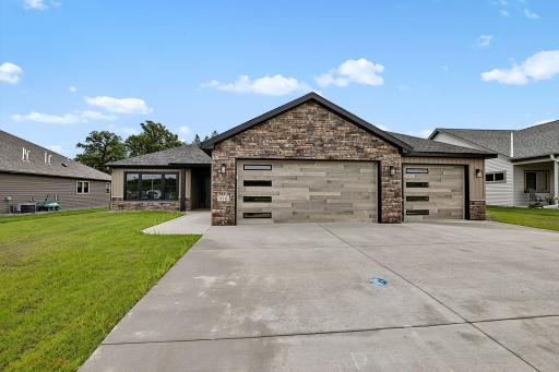 1116 Lanigan Way SW, Saint Joseph, MN 56374