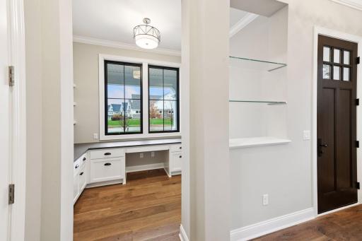 6227 Lakeside Drive, Victoria, MN 55318