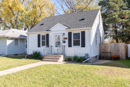 Photo for 5909 Xerxes Avenue S, Minneapolis, MN 55410 - listing #6814475 5909 Xerxes Avenue S, Minneapolis, MN 55410