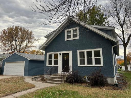 Photo for 740 Ash Street NE, Hutchinson, MN 55350 - listing #6814526 740 Ash Street NE, Hutchinson, MN 55350