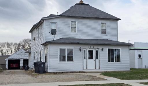 Photo for 109 W Greeley Street W, Marshall, MN 56258 - listing #6814547 109 W Greeley Street W, Marshall, MN 56258