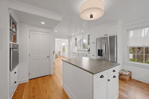 3600 W 55th Street, Edina, MN 55410