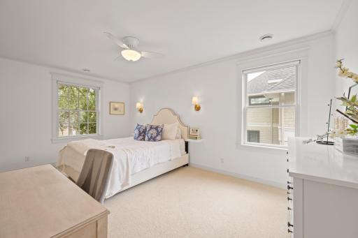 3600 W 55th Street, Edina, MN 55410