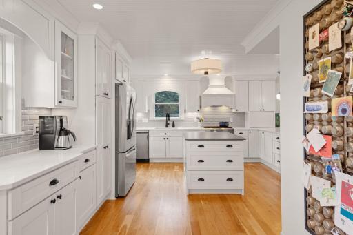 3600 W 55th Street, Edina, MN 55410
