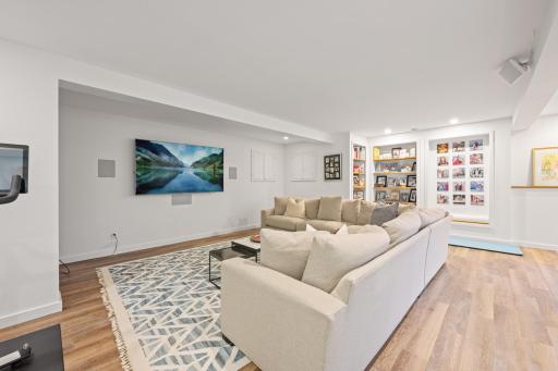 3600 W 55th Street, Edina, MN 55410