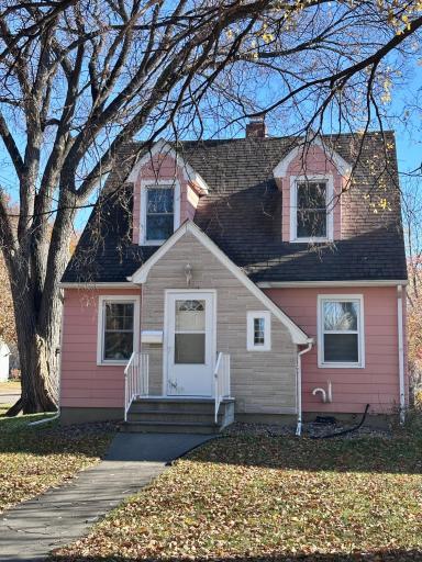 224 12th Street N, Moorhead, MN 56560