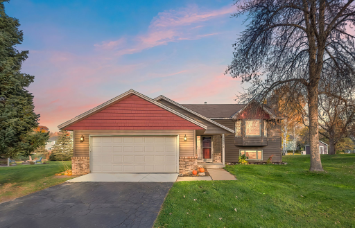 Photo for 18624 Jasper Way, Lakeville, MN 55044 - listing #6814596 18624 Jasper Way, Lakeville, MN 55044