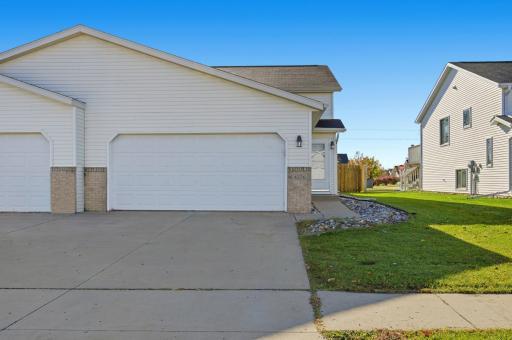 Photo for 4274 39 1/2 Avenue S, Fargo, ND 58104 - listing #6814621 4274 39 1/2 Avenue S, Fargo, ND 58104