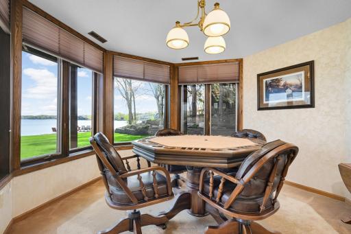 15283 Edgewater Circle NE, Prior Lake, MN 55372