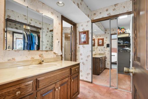15283 Edgewater Circle NE, Prior Lake, MN 55372