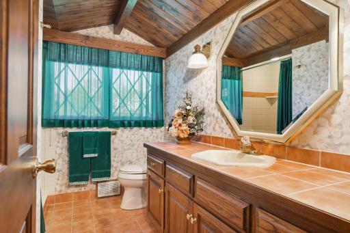 15283 Edgewater Circle NE, Prior Lake, MN 55372