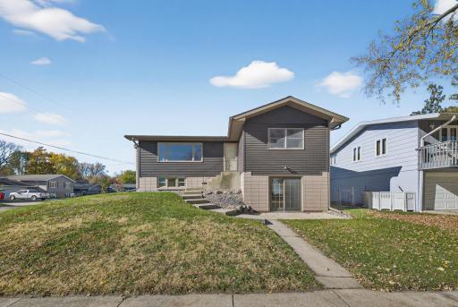 Photo for 2118 21st Street NW, Rochester, MN 55901 - listing #6814734 2118 21st Street NW, Rochester, MN 55901