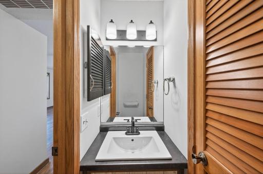 3691 Gershwin Lane N, Saint Paul, MN 55128