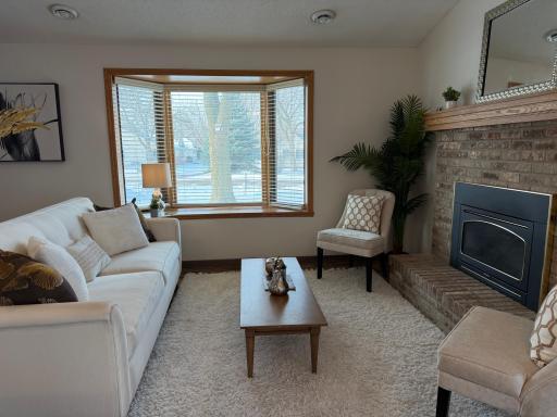 3691 Gershwin Lane N, Saint Paul, MN 55128