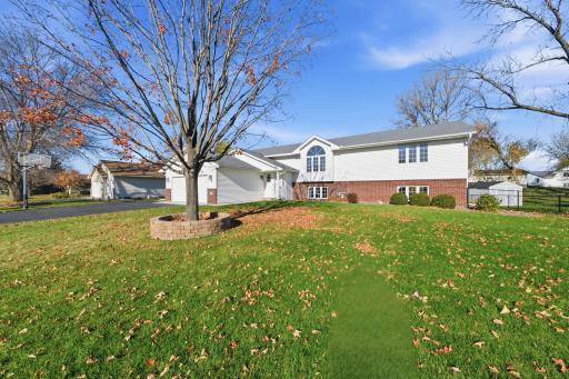 9100 Hampshire Avenue N, Minneapolis, MN 55445