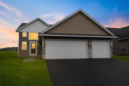 337 Ridge Road, Le Sueur, MN 56058