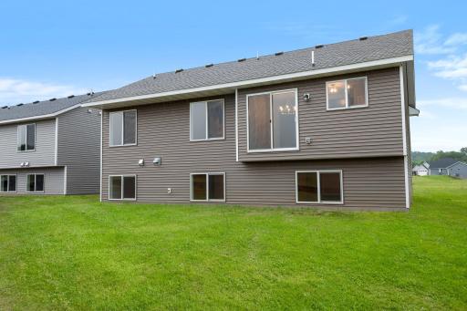 337 Ridge Road, Le Sueur, MN 56058