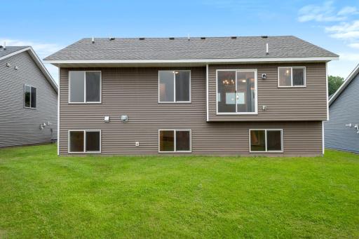 337 Ridge Road, Le Sueur, MN 56058