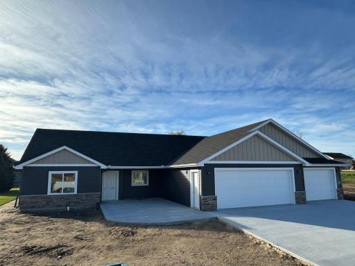 Photo for 129 Highlands Boulevard, Melrose, MN 56352 - listing #6814942 129 Highlands Blvd, Melrose - 3 bedroom 2 bathroom Patio Home!